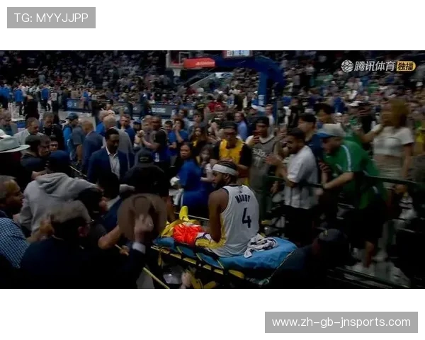 穆迪遭遇膝盖重伤震惊球迷深度剖析非接触式运动伤害的防范与应对 穆迪遭遇膝盖重伤震惊球迷深度剖析非接触式运动伤害的防范与应对